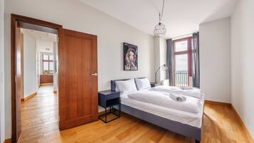 Apartment (5) | 3 bedrooms, iron/ironing board, free WiFi, bed sheets