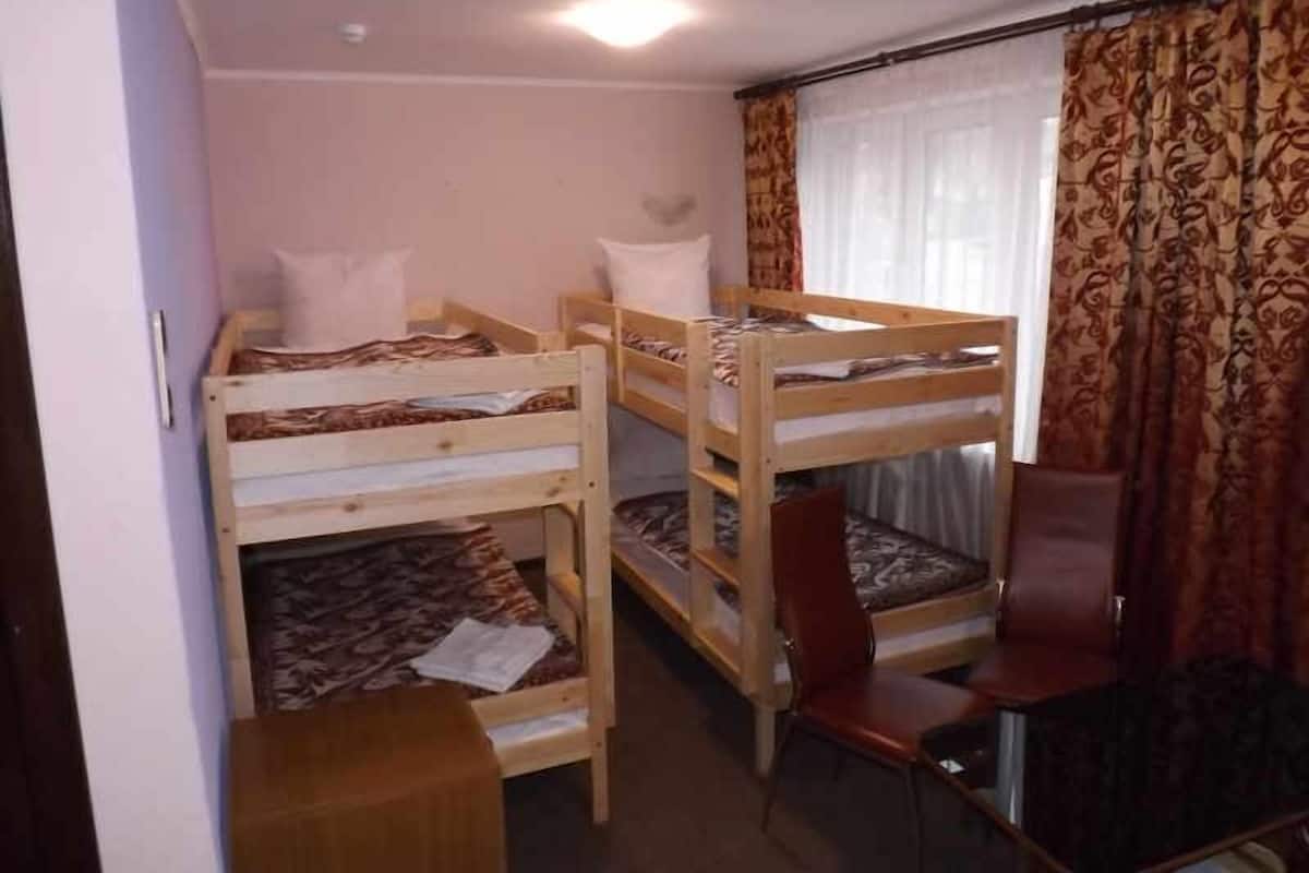 Economy Shared Dormitory, Mixed Dorm (6 Beds) | Iron/ironing board (on request), WiFi (free)