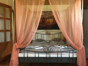 더블룸 | 유아용 침대, 무료 WiFi