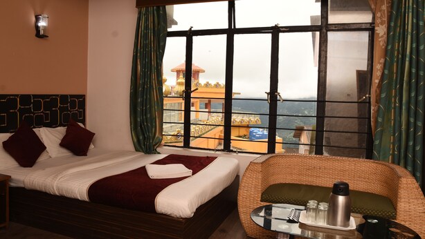 Deluxe Double Room | View from room - Yalung Retreat (Gangtok)