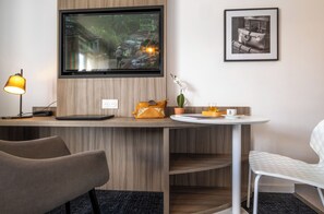 Televisión de pantalla plana