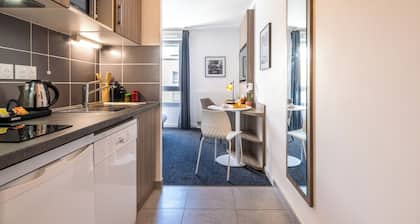 Nemea Appart Hotel Grand CĆur Nancy Centre