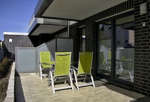 Apartment, 2 Schlafzimmer, Terrasse, zum Garten hin | Terrasse/Patio