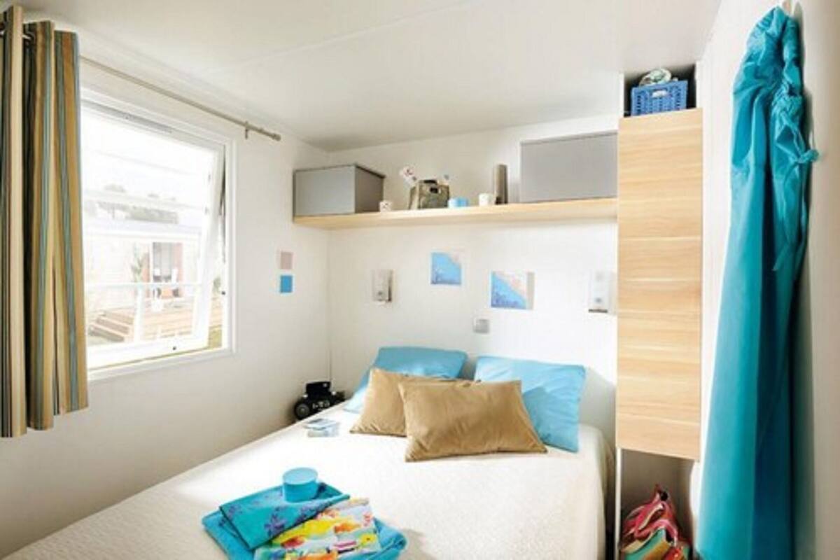 Mobile Home (Cigogne) | 2 bedrooms, individually decorated, individually furnished