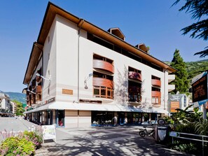 Exterior - Comfortable studio with balcony and WiFi, pets allowed in Brides-les-Bains (Brides-les-Bains)