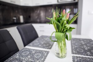 Appartement (8) | Cuisine privée | Réfrigérateur, surface de cuisson, cafétière à espresso