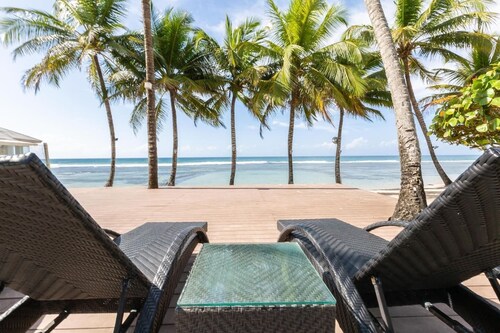 Beachfront| 4Beds| Jacuzzi| Privacy| Full Kitchen