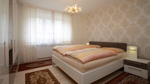 Unclassified image, 2 of 7, button - Private Apartment Fliederstraße (Laatzen)