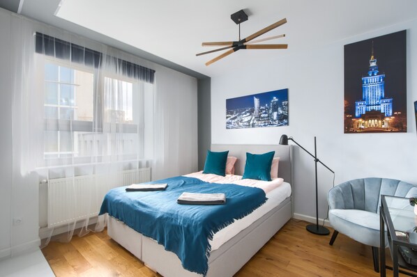 Superior Studio | Iron/ironing board, free WiFi - Studio Twarda 14 (Warsaw)