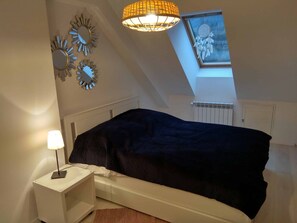 Apartment, Mountain View | 1 bedroom, individually decorated, individually furnished