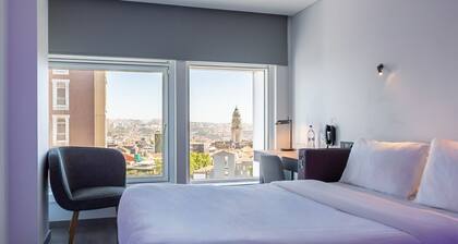 YOTEL Porto