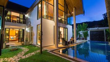 Front of property - evening/night