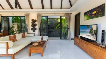 Vila, 3 kamar tidur, Bebas Asap Rokok, dapur | Ruang keluarga | TV plasma