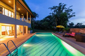 Huvila, 3 makuuhuonetta, tupakointi kielletty, keittiö | Yksityinen uima-allas