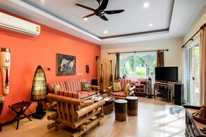 Plasma TV - Chaba Pool Villa (Rawai)