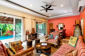 Plasma TV - Chaba Pool Villa (Rawai)