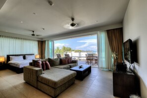 2 bedrooms, desk, laptop workspace, blackout curtains - Serenity 2 bedroom Condominium (Rawai)