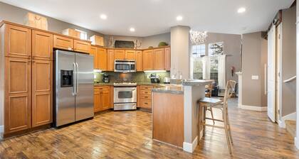 The Bluffs, en Old Mill District y a 5 minutos del centro de la ciudad, WiFi gratuito, bañera de hidromasaje, vallado que admite mascotas