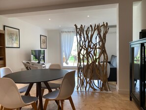 Fridge, microwave, oven, stovetop - B&B Mas Lou Felibrige (Venelles)