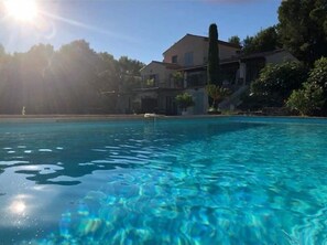 Seasonal outdoor pool - B&B Mas Lou Felibrige (Venelles)