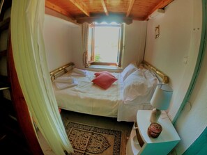 3 habitaciones, tabla de planchar con plancha y wifi gratis 