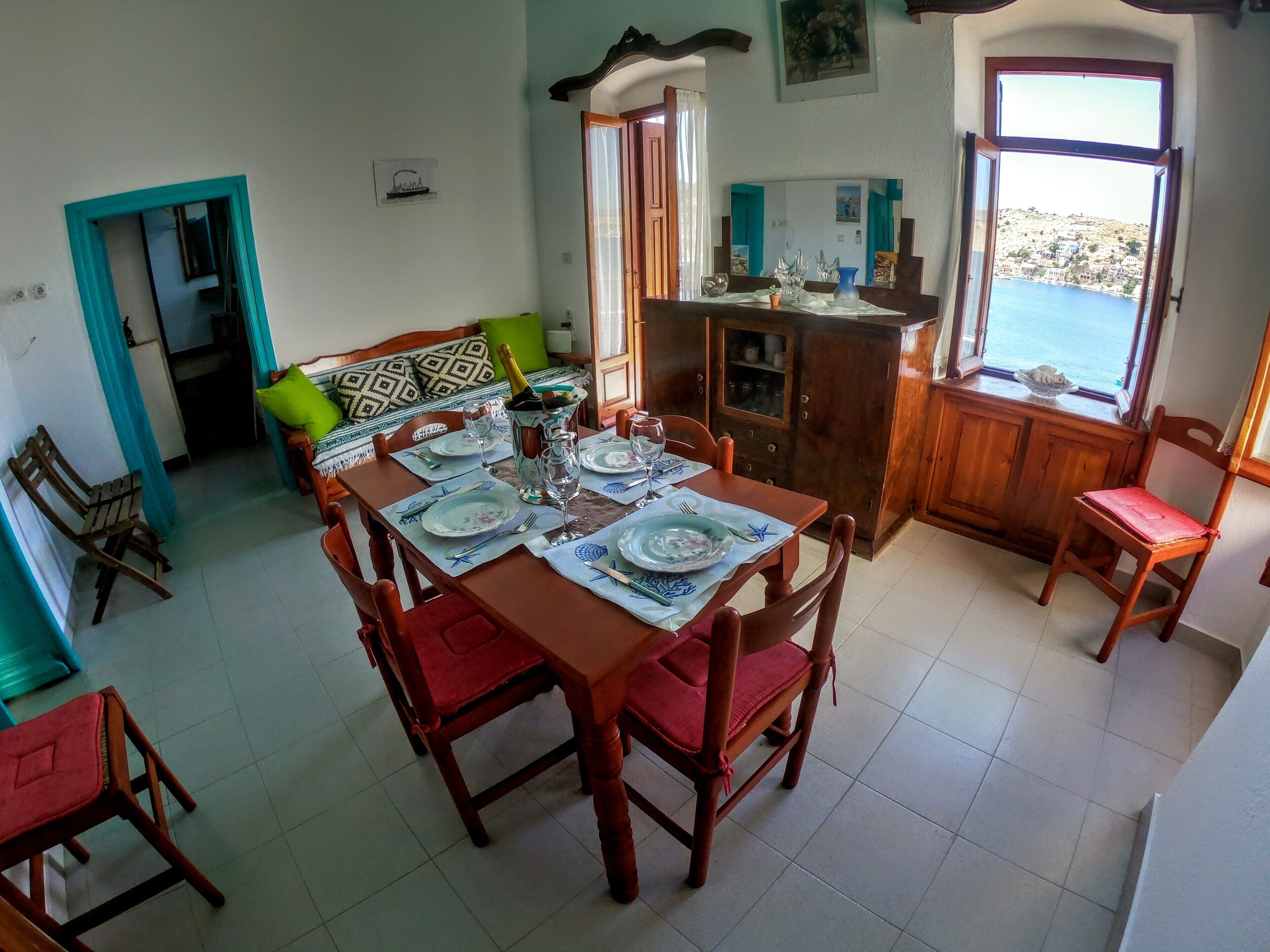 Villa, 3 chambres | Restauration dans la chambre