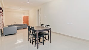 Lobby - CAPITAL O 30955 Alpine Glow Pinnacle (Hyderabad)