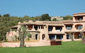 WiFi, bed sheets - Marinella Residence (Golfo Aranci)