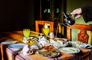 Desayuno continental gratuito y diario