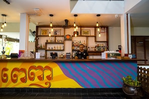 Bar (en la propiedad)
