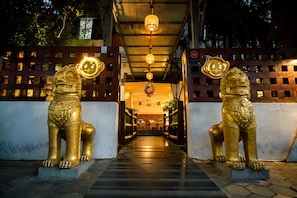 Entrée de l’hébergement