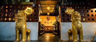 Mad Monkey Phnom Penh - Hostel