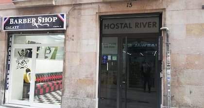 Hostal River
