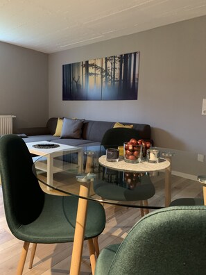 Dining - Hinterland, thermal baths, hiking, mountain biking, relaxation, Netflix (Hartenrod)