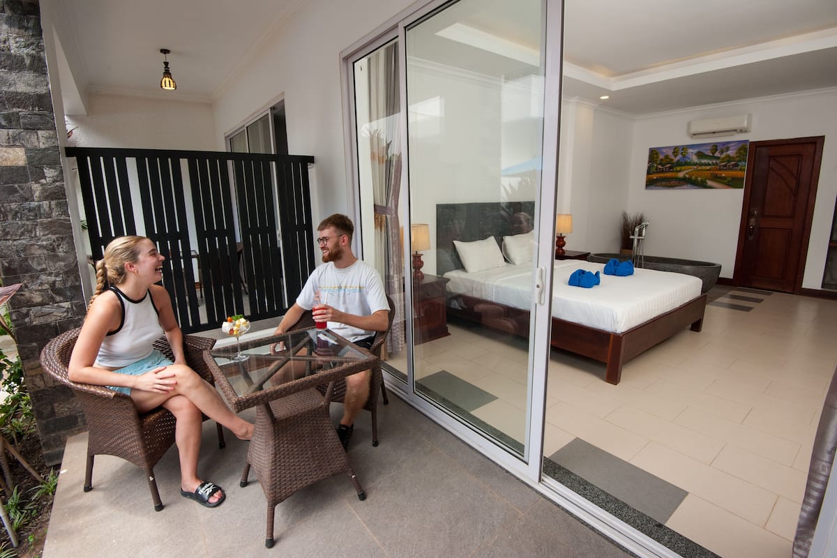 Deluxe Double Room | Free WiFi, bed sheets