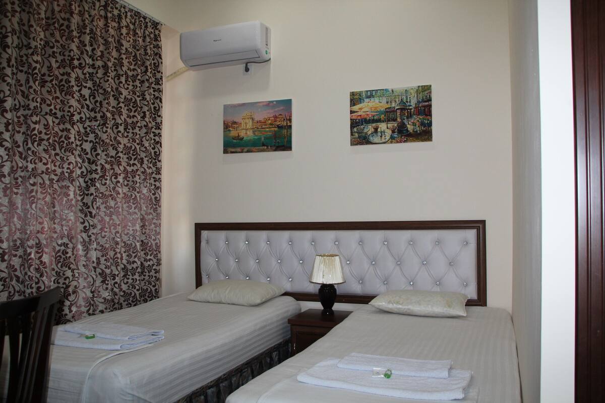Double or Twin Room | Laptop workspace, blackout drapes, WiFi (free), bed sheets
