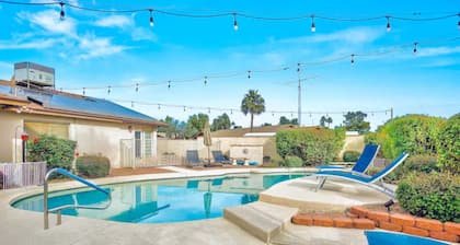 Chic Scottsdale Getaway with Fantastic Fun Pool