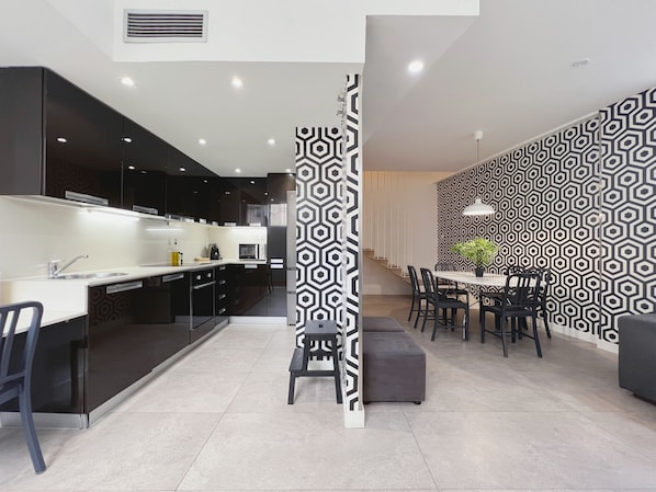 Apartment (3 Bedrooms) | Private kitchen