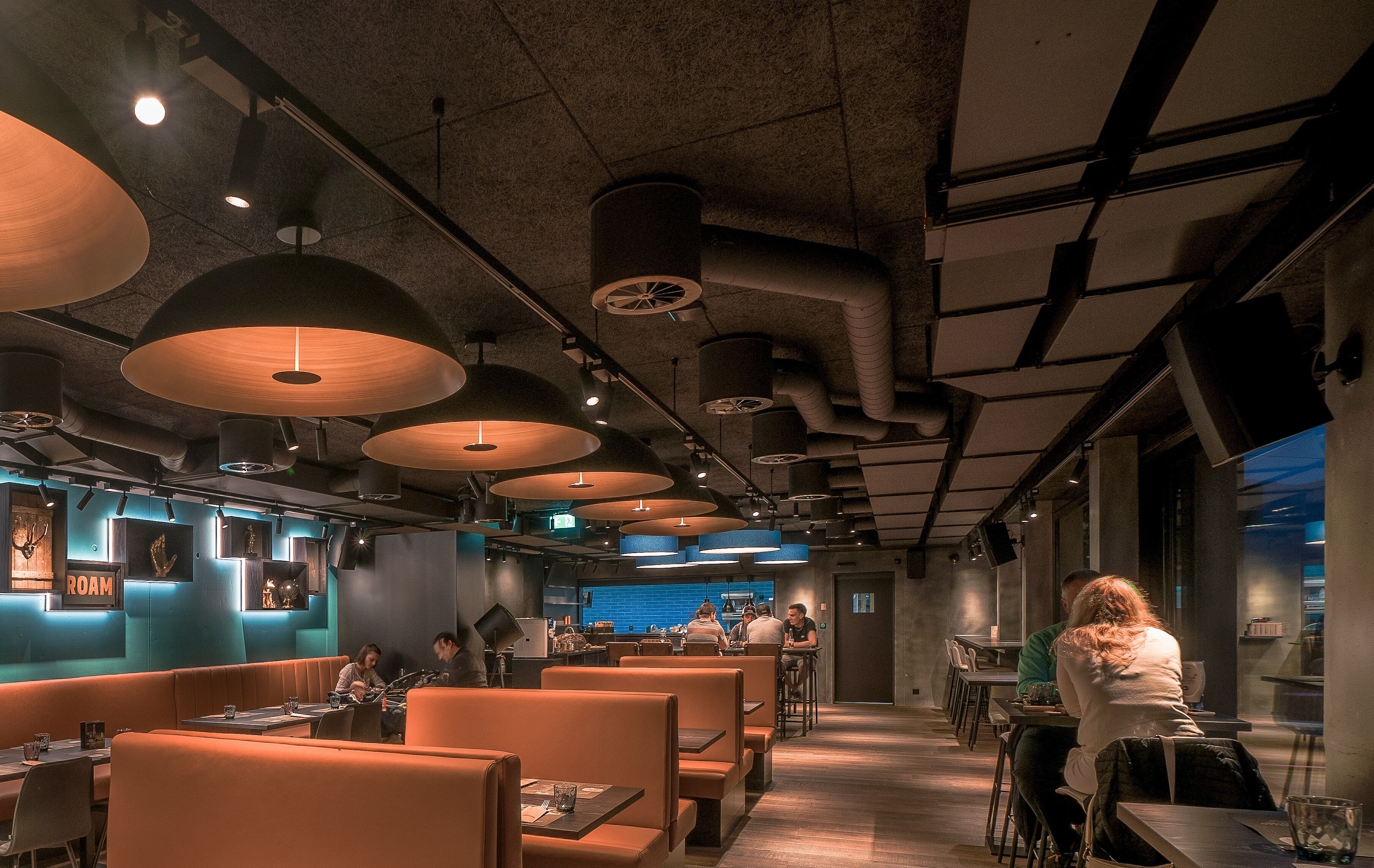 breakfast, lunch and dinner served