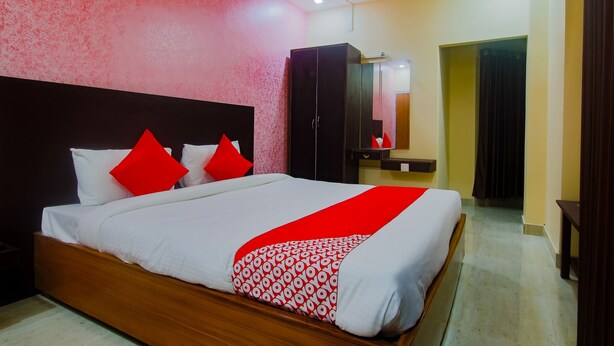 Unclassified image, 1 of 17, button - OYO Flagship 39722 Holiday Inn 2 Guest House (Palashbari)