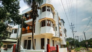 Unclassified image, 5 of 17, button - OYO Flagship 39722 Holiday Inn 2 Guest House (Palashbari)