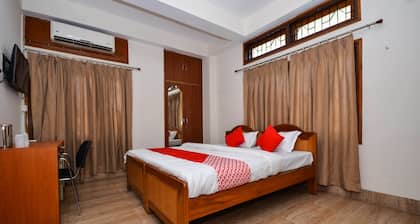 OYO Flagship 50124 Hotel Jovial Adabari