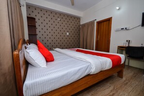 Room - OYO Flagship 50124 Hotel Jovial Adabari (Guwahati)