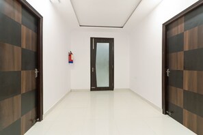Interior - OYO Flagship 44603 Near Sadar Tehsil (Lucknow)