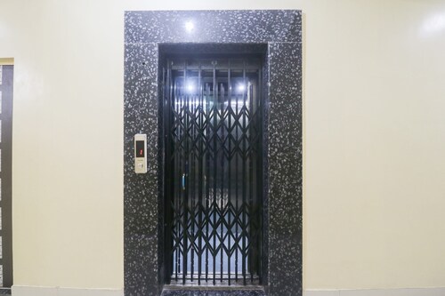 Collection O 48156 Subhash Colony