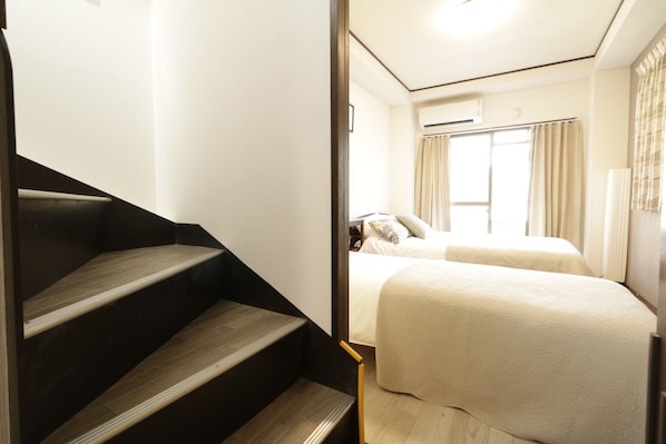 3 bedrooms, desk, iron/ironing board, free WiFi