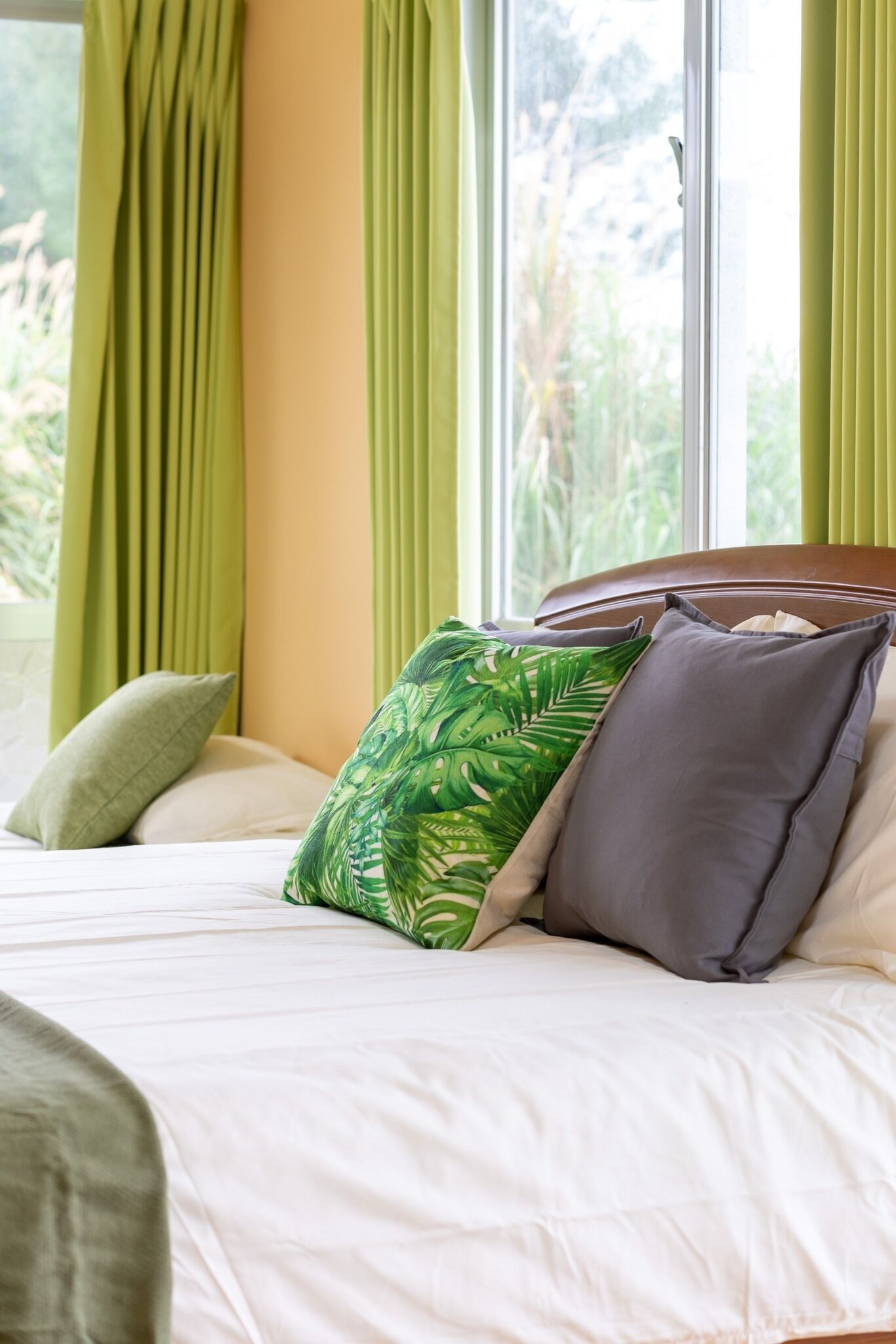 5 Schlafzimmer, Bügeleisen/Bügelbrett, kostenloses WLAN, Bettwäsche