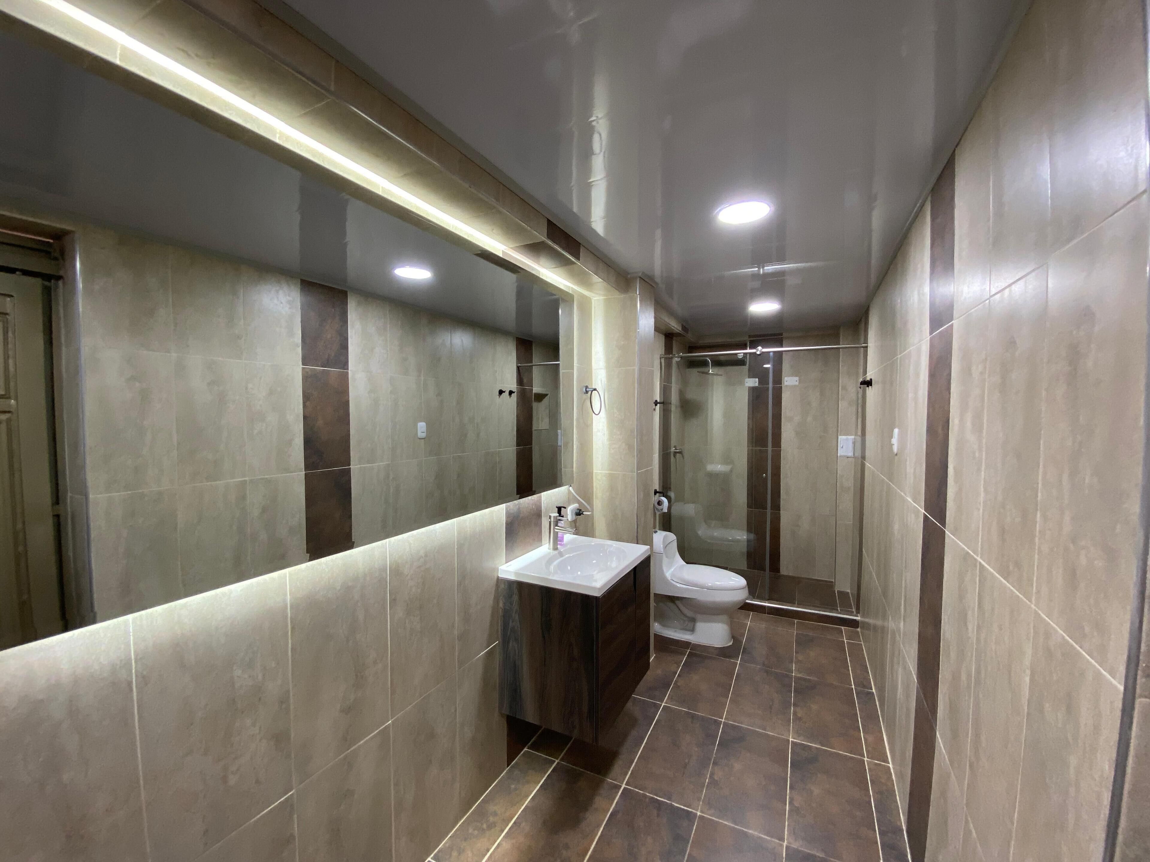 Luxury Triple Room | Bathroom