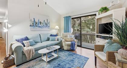 Dog Friendly Forest Ridge Condo Close to Beach by RedAwning