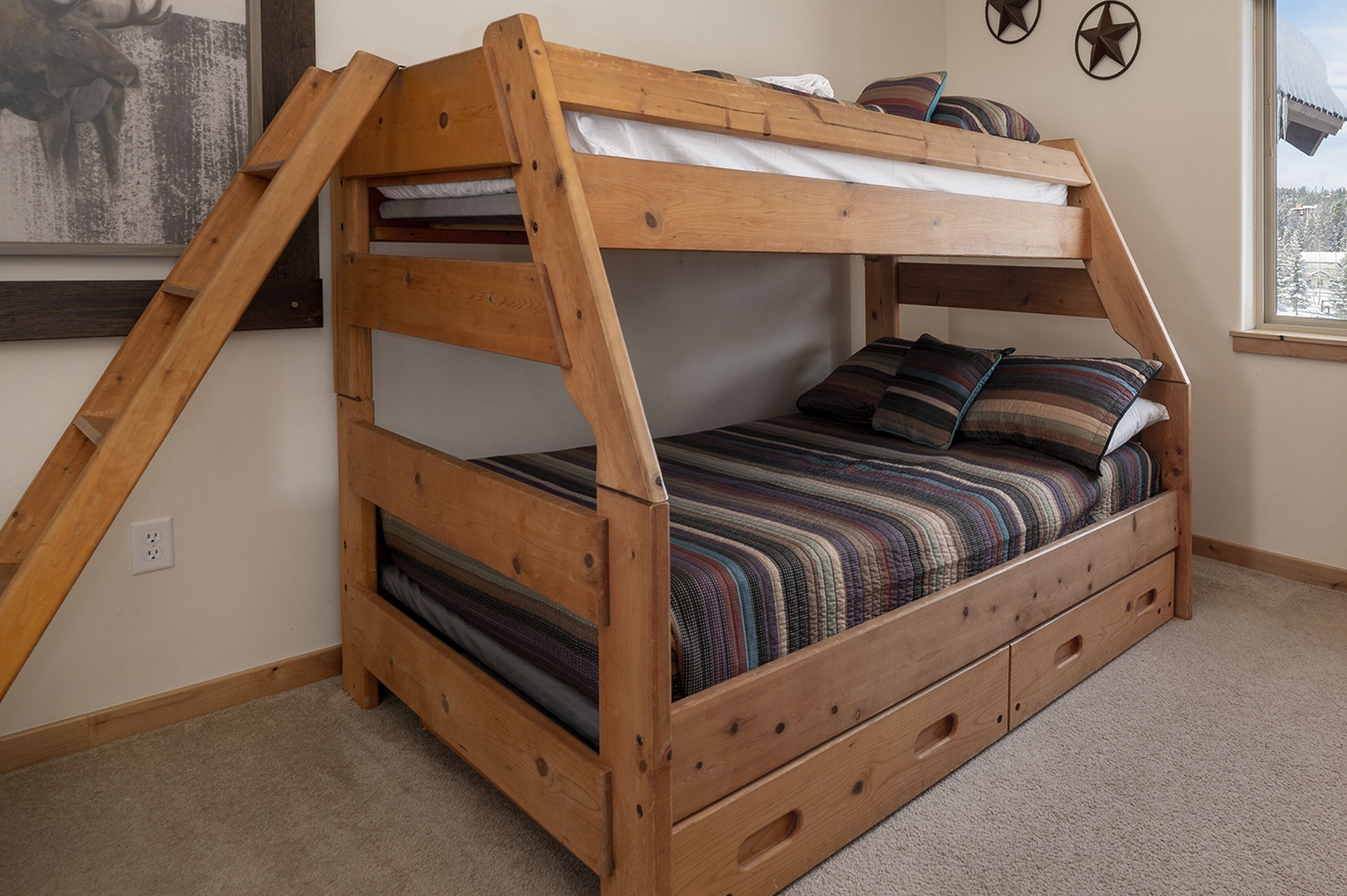 公寓式客房, 2 间卧室 | 2 多间卧室、笔记本电脑工作区、免费 WiFi、床单